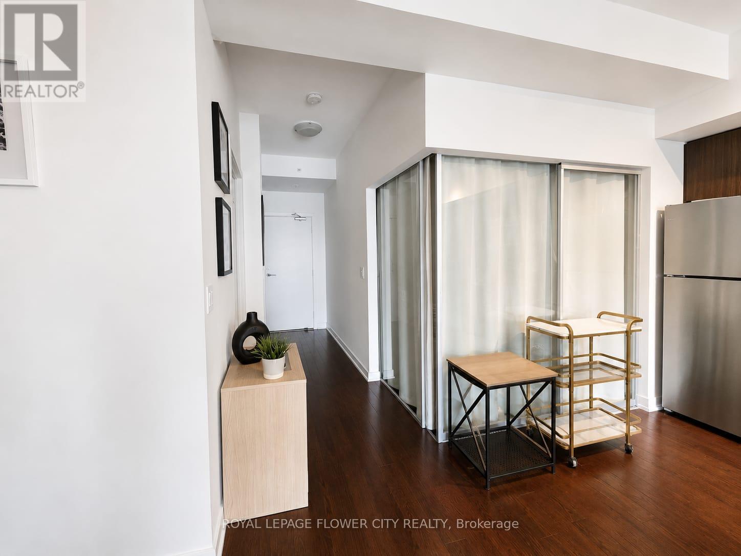 607 - 10 Willison Square, Toronto, Ontario  M5T 1E7 - Photo 3 - C13166422