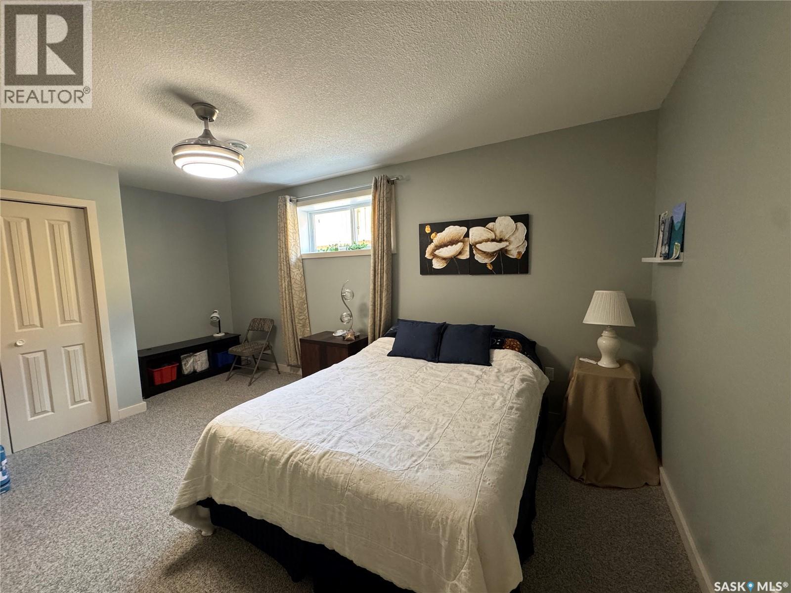 691 Barber Crescent, Weyburn, Saskatchewan  S4H 0B9 - Photo 18 - SK041066
