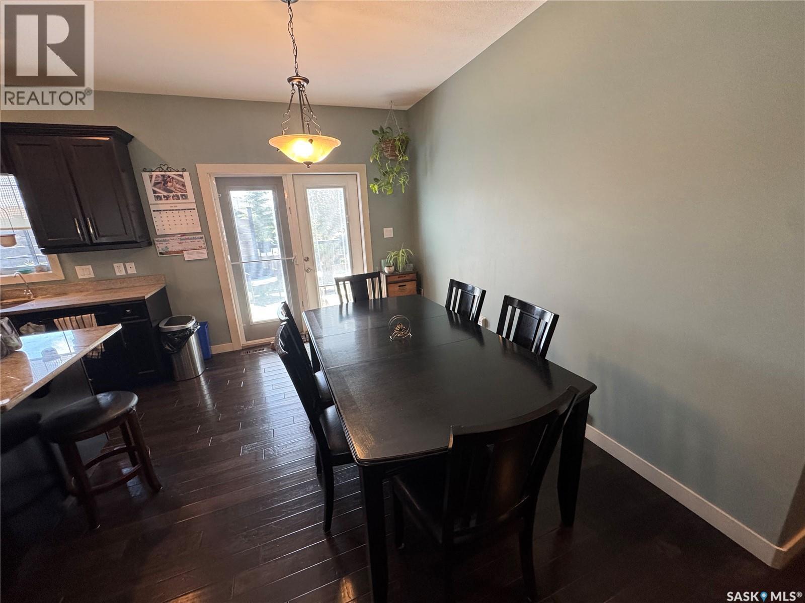691 Barber Crescent, Weyburn, Saskatchewan  S4H 0B9 - Photo 7 - SK041066