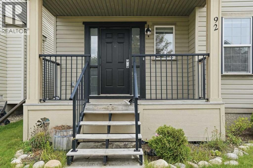 92 Prestwick Heath Se, Calgary, Alberta  T2Z 4E4 - Photo 3 - A2324373