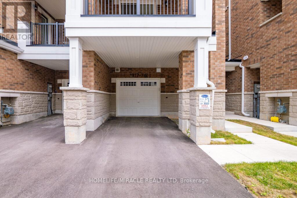 76 - 1317 Leriche Way, Milton, Ontario  L9E 0H5 - Photo 2 - W13503508