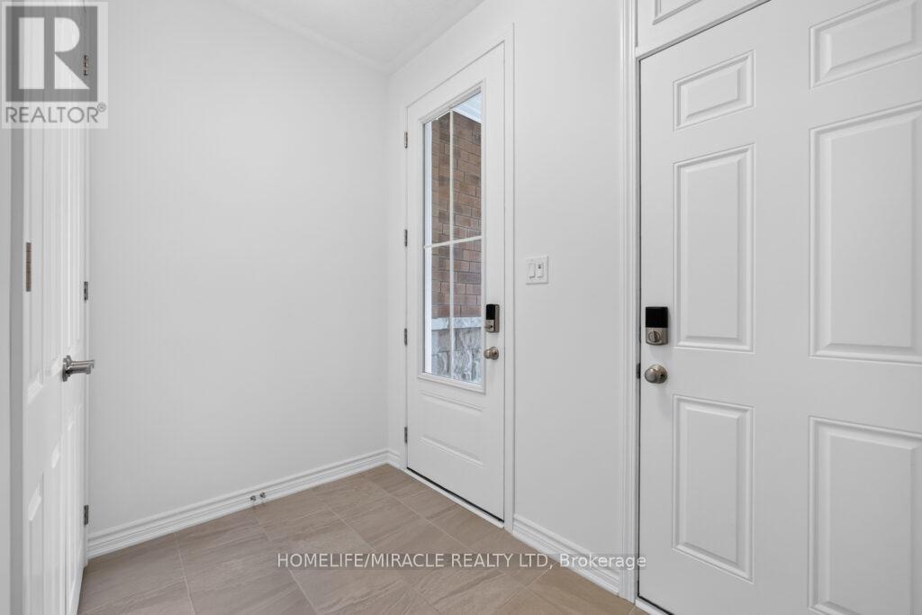 76 - 1317 Leriche Way, Milton, Ontario  L9E 0H5 - Photo 3 - W13503508