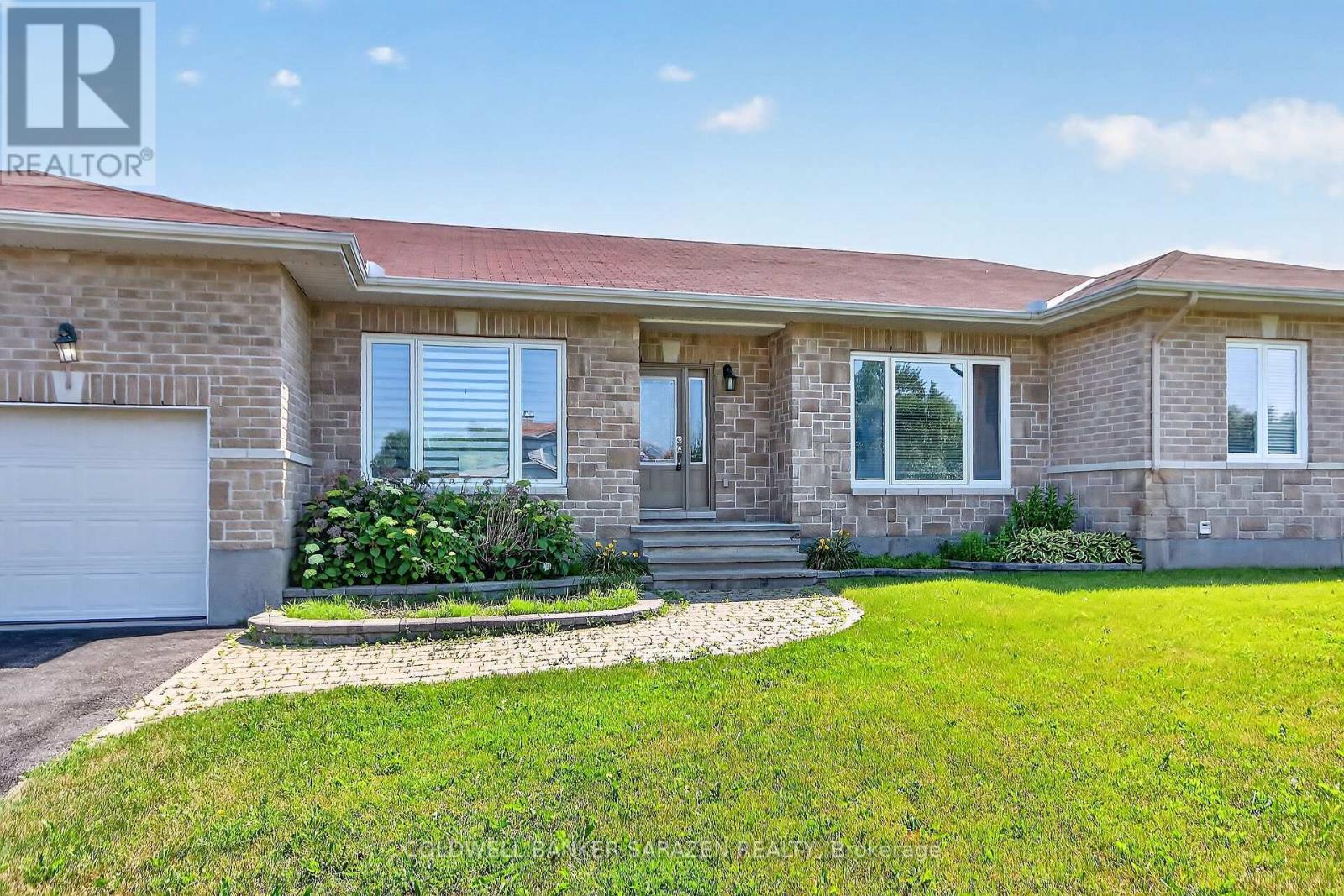 599 Ballycastle Crescent, Ottawa, Ontario  K1X 0A2 - Photo 3 - X13445986