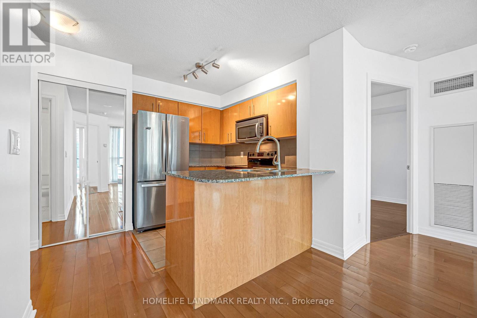 901 - 16 Yonge Street, Toronto, Ontario  M5E 2A1 - Photo 12 - C13504792