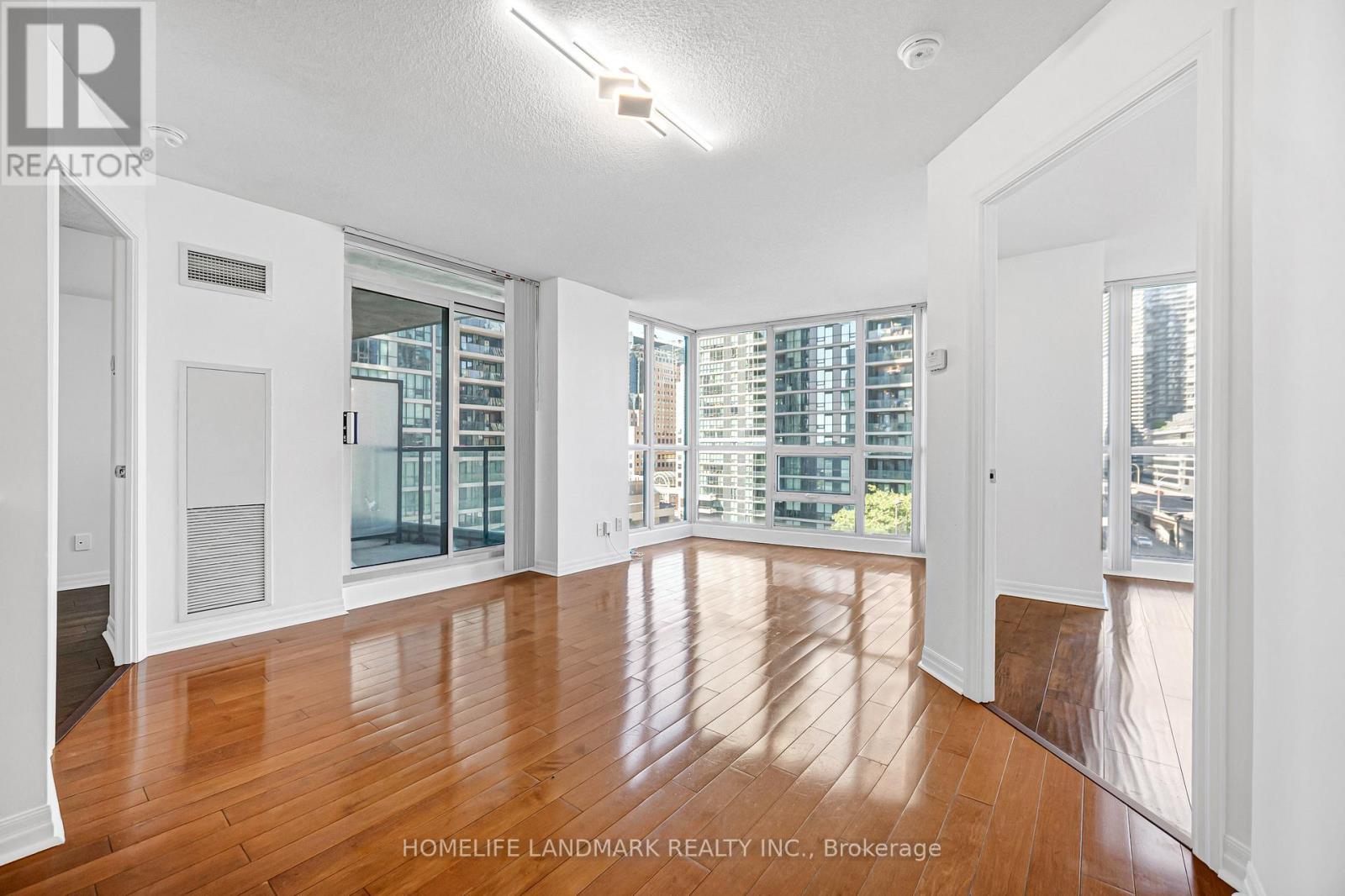 901 - 16 Yonge Street, Toronto, Ontario  M5E 2A1 - Photo 17 - C13504792