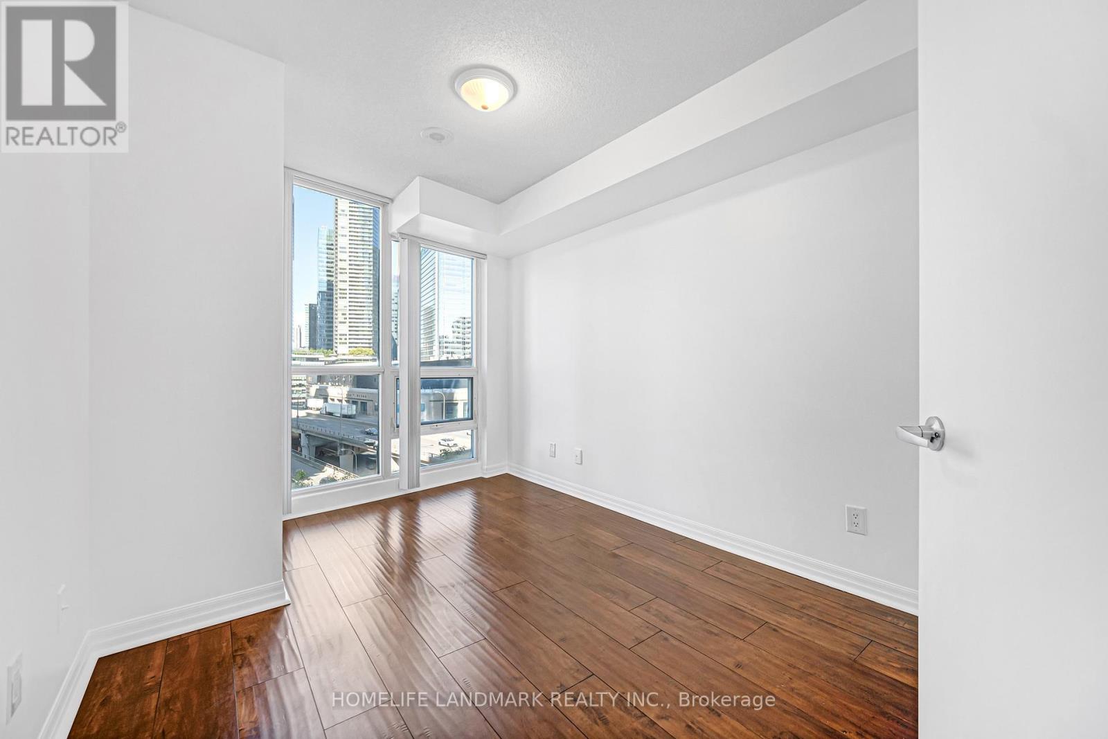 901 - 16 Yonge Street, Toronto, Ontario  M5E 2A1 - Photo 34 - C13504792