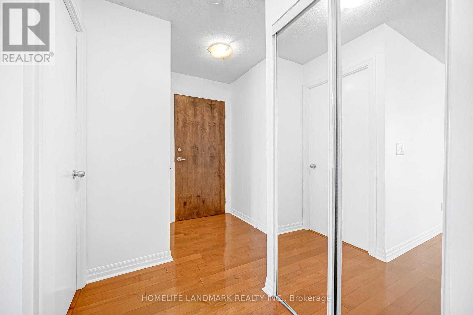 901 - 16 Yonge Street, Toronto, Ontario  M5E 2A1 - Photo 8 - C13504792