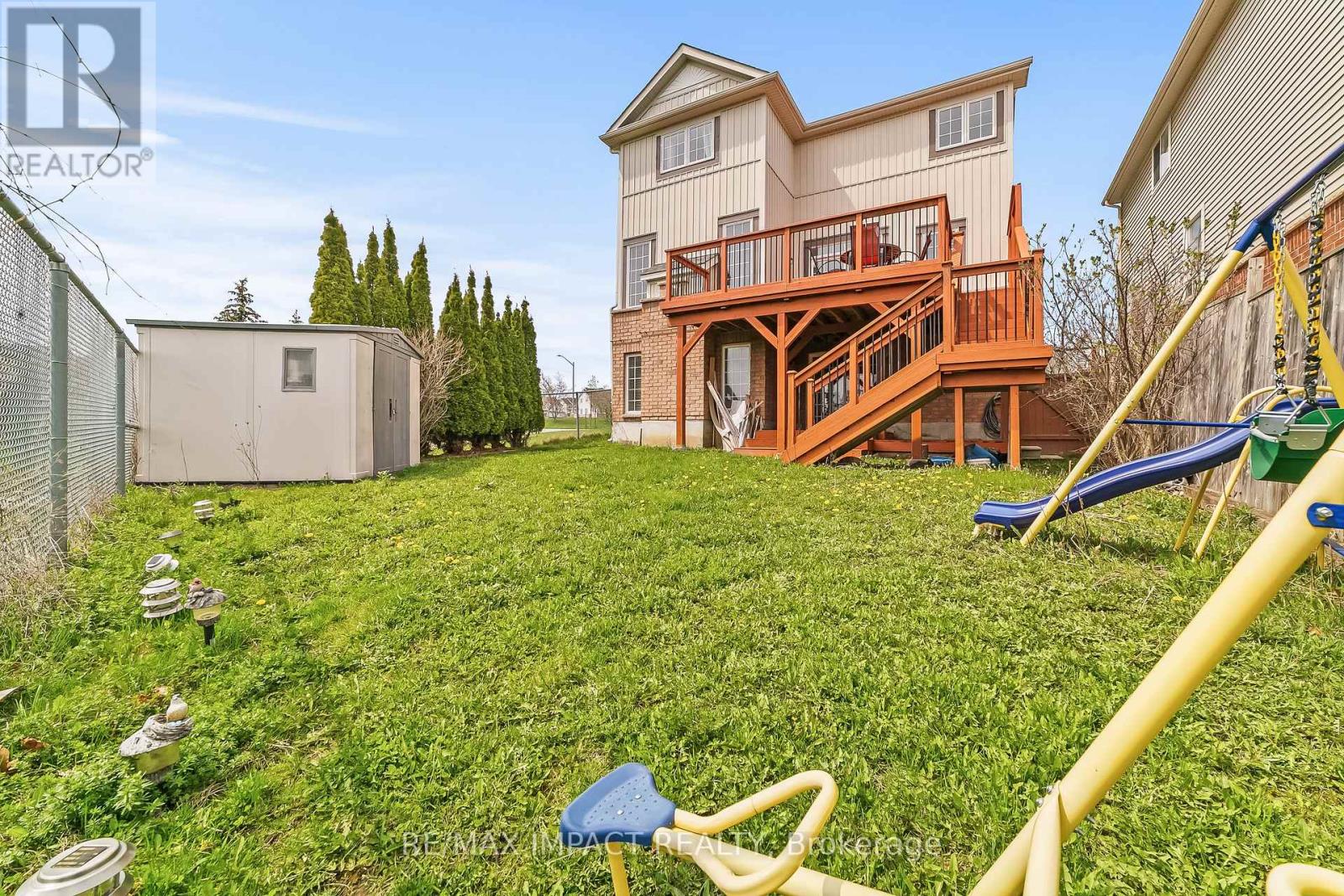 1241 Tall Pine, Oshawa, Ontario  L1K 3A5 - Photo 17 - E13504580