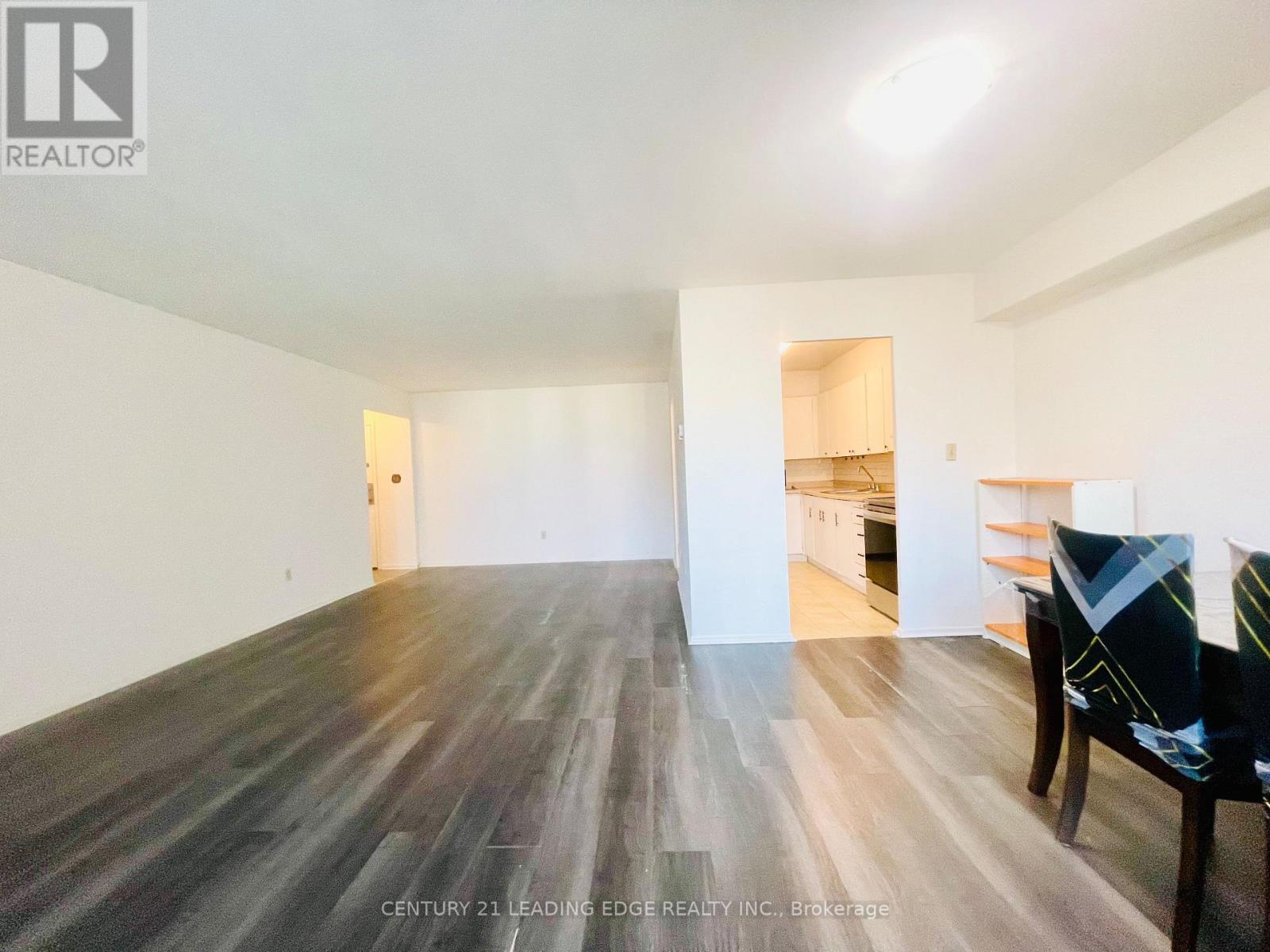 2411 - 5 Massey Square, Toronto, Ontario M4C 5L6 - Photo 12 - E13504594
