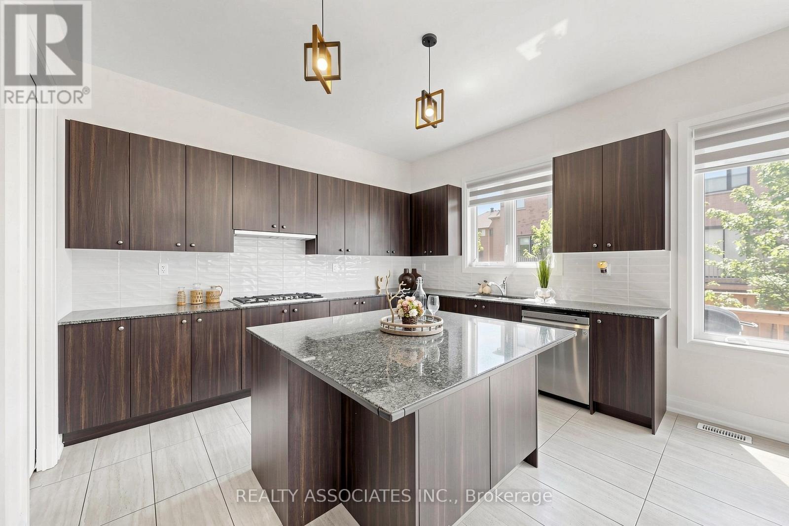 4029 Ellesmere Road, Toronto, Ontario  M1C 1J3 - Photo 8 - E13504664