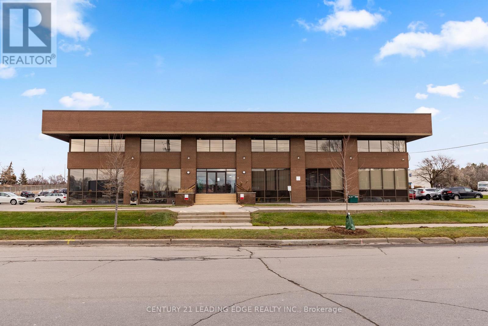 104 - 1645 WARDEN AVENUE, Toronto, Ontario