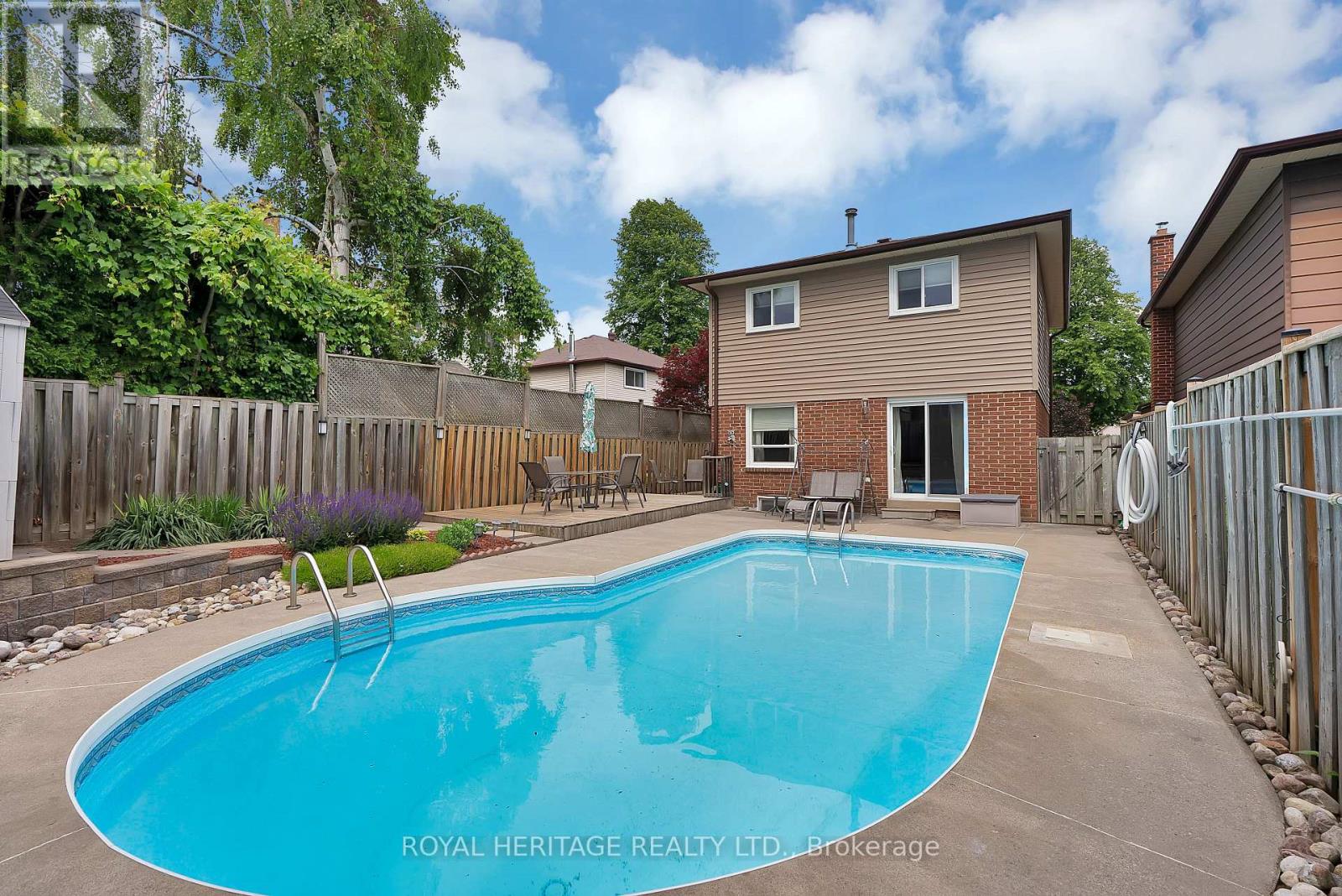 1235 Cedarcroft Crescent, Pickering, Ontario  L1X 1S6 - Photo 38 - E13504788