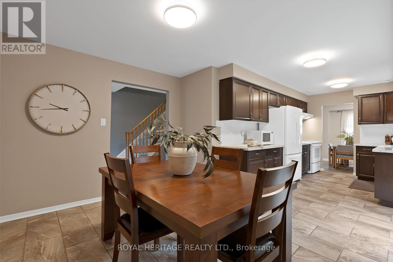 1235 Cedarcroft Crescent, Pickering, Ontario  L1X 1S6 - Photo 5 - E13504788