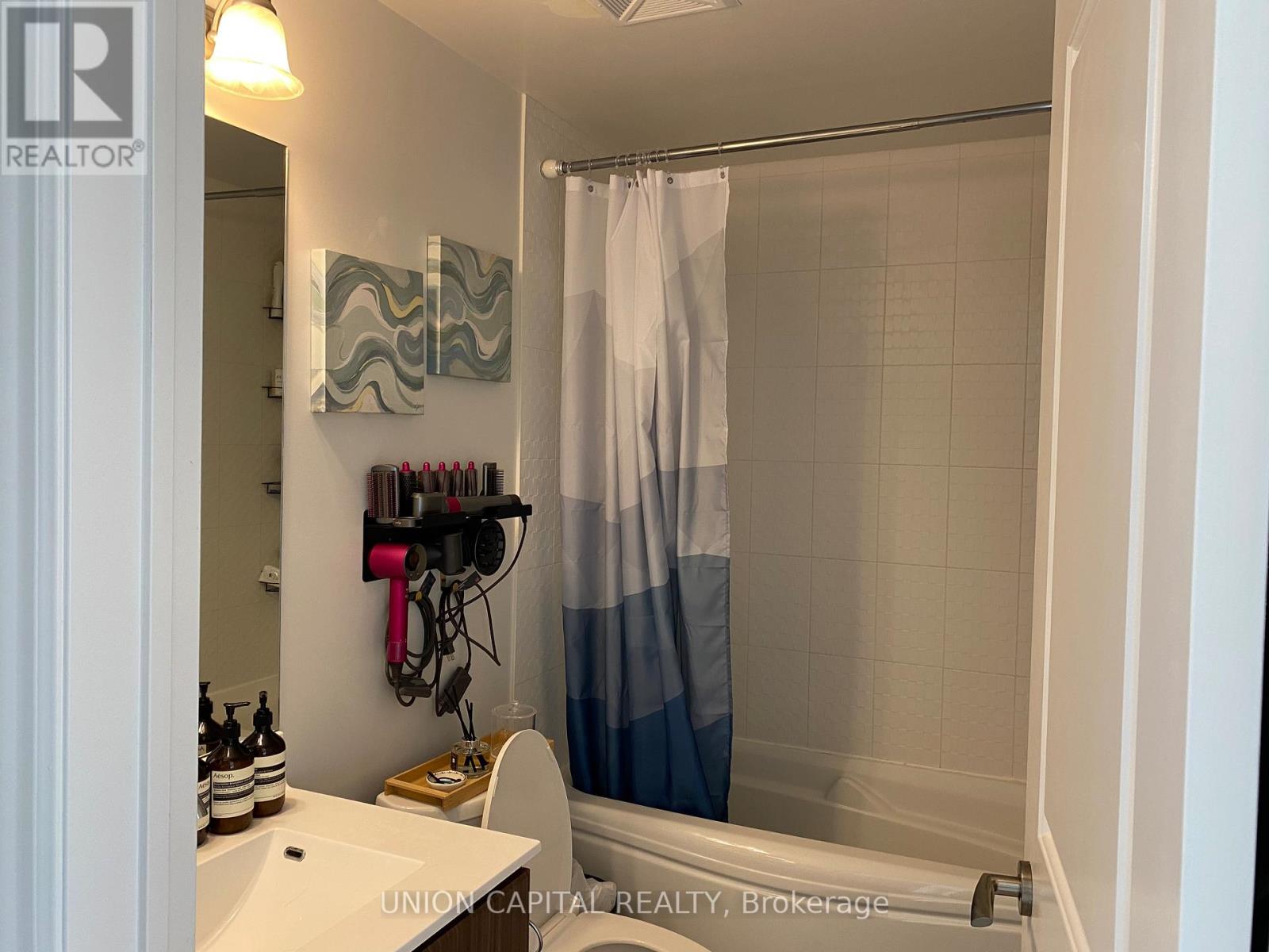 1010 - 38 Cedarland Drive, Markham, Ontario  L6G 0G7 - Photo 4 - N13504538