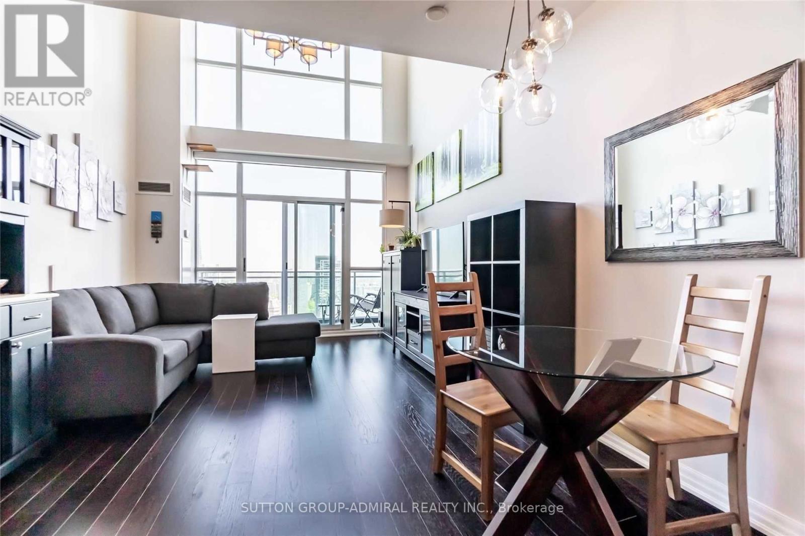 2904 - 223 Webb Drive, Mississauga, Ontario  L5B 0E8 - Photo 4 - W13504654