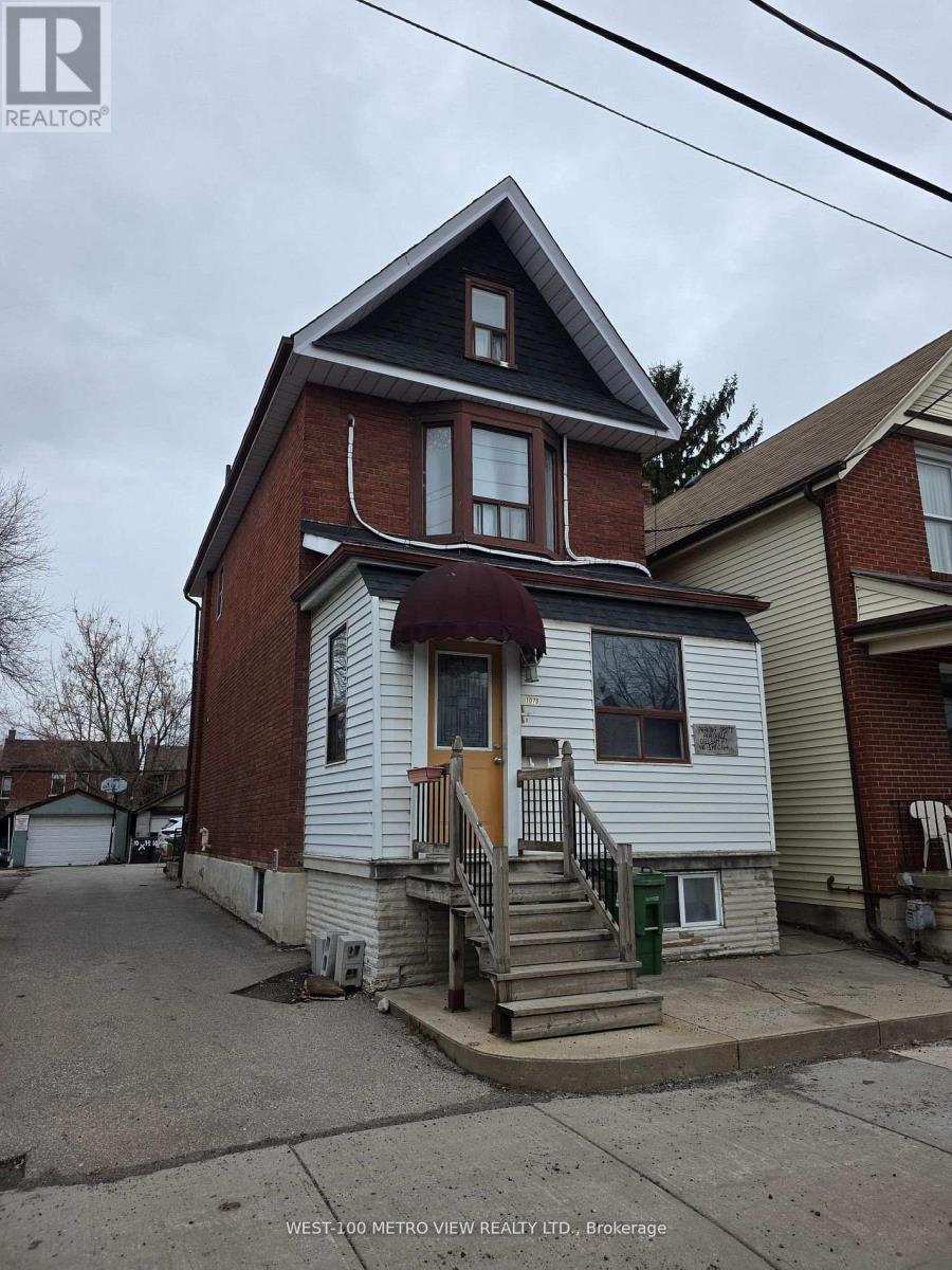 1075 Dufferin Street, Toronto, Ontario  M6H 4B5 - Photo 9 - W13504706