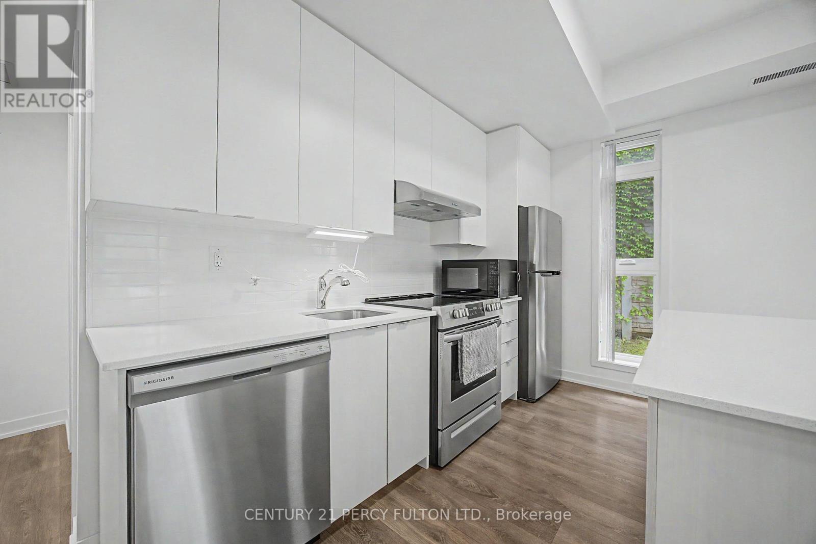 101 - 90 Canon Jackson Drive, Toronto, Ontario  M6M 0C3 - Photo 11 - W13504746