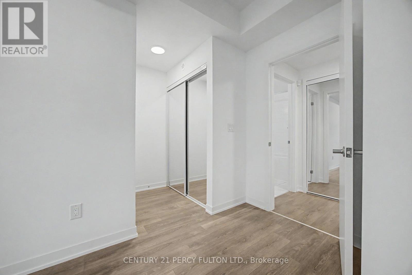101 - 90 Canon Jackson Drive, Toronto, Ontario  M6M 0C3 - Photo 16 - W13504746