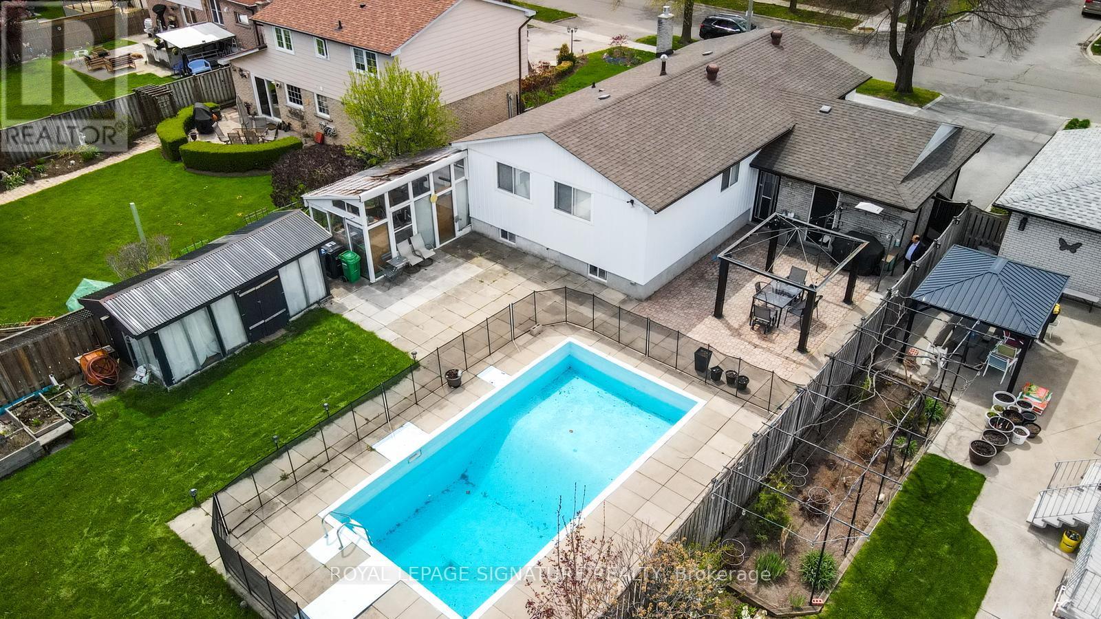 7639 Kittridge Drive, Mississauga, Ontario  L4T 3L9 - Photo 44 - W13504748