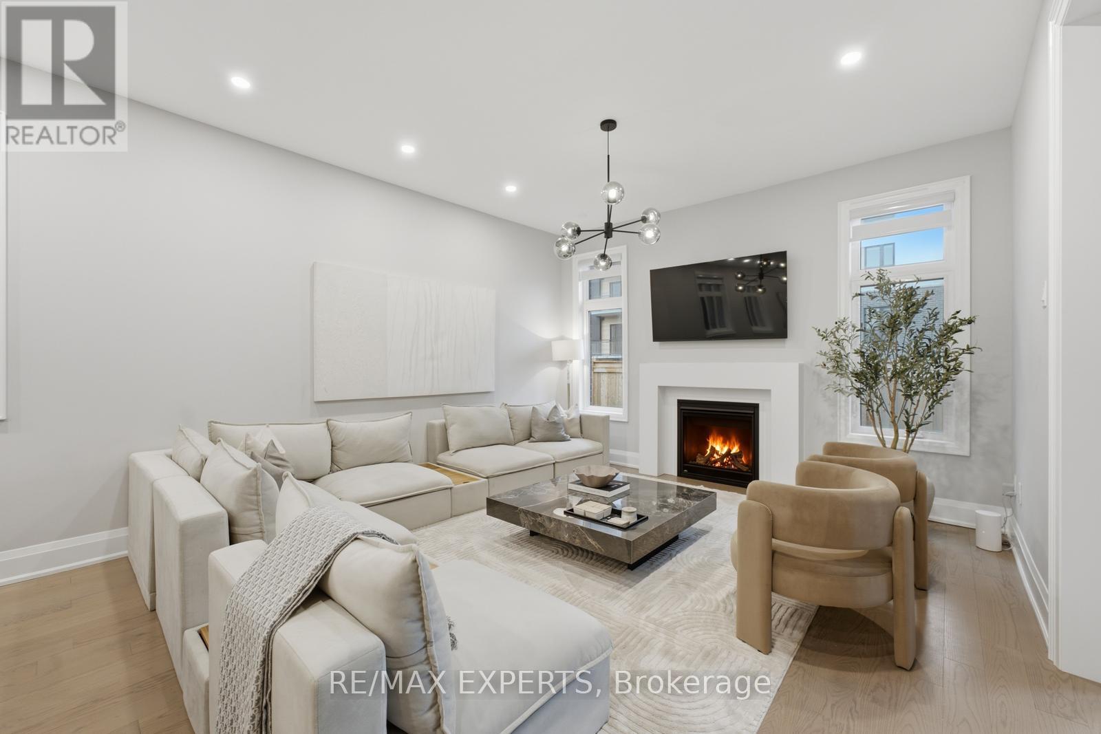 1288 Aymond Crescent W, Oakville, Ontario  L6H 7W8 - Photo 13 - W13504770