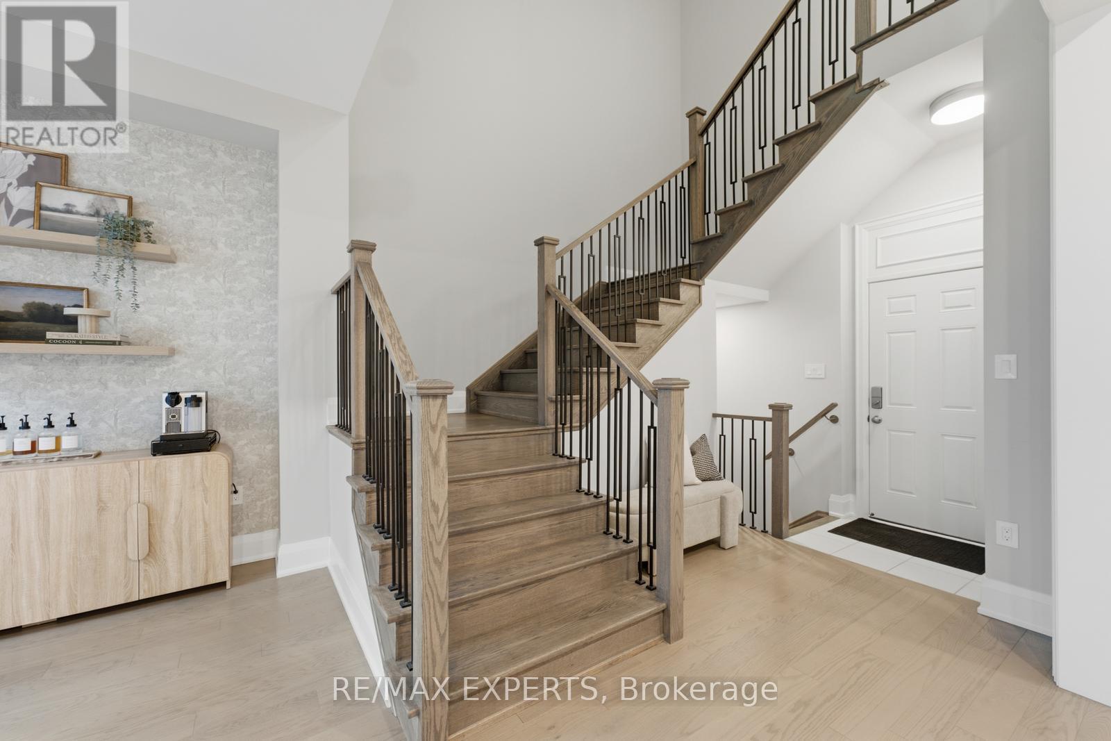 1288 Aymond Crescent W, Oakville, Ontario  L6H 7W8 - Photo 18 - W13504770