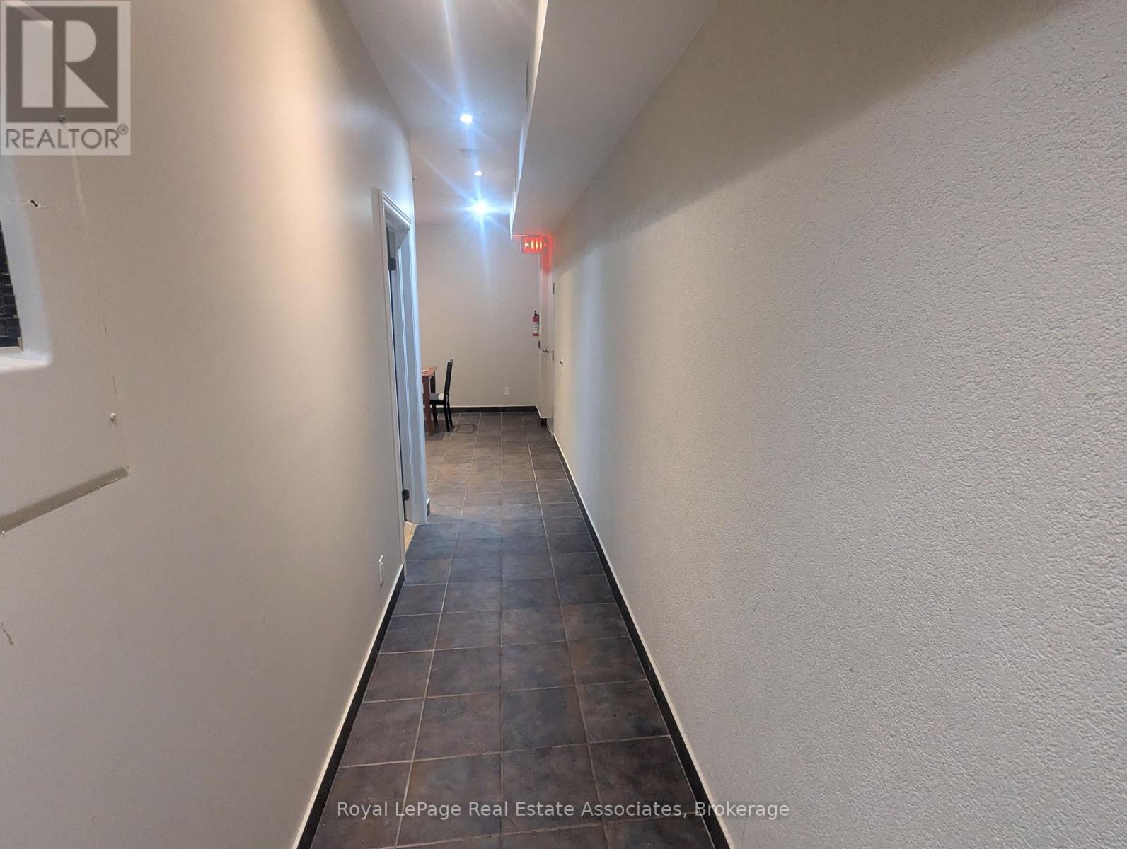 4 - 48 Mississauga Road N, Mississauga, Ontario  L5H 2H8 - Photo 15 - W13504786