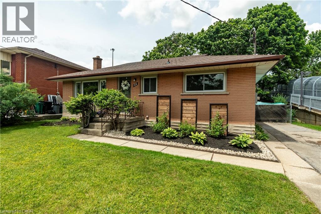 62 BONIFACE Avenue, Kitchener, Ontario