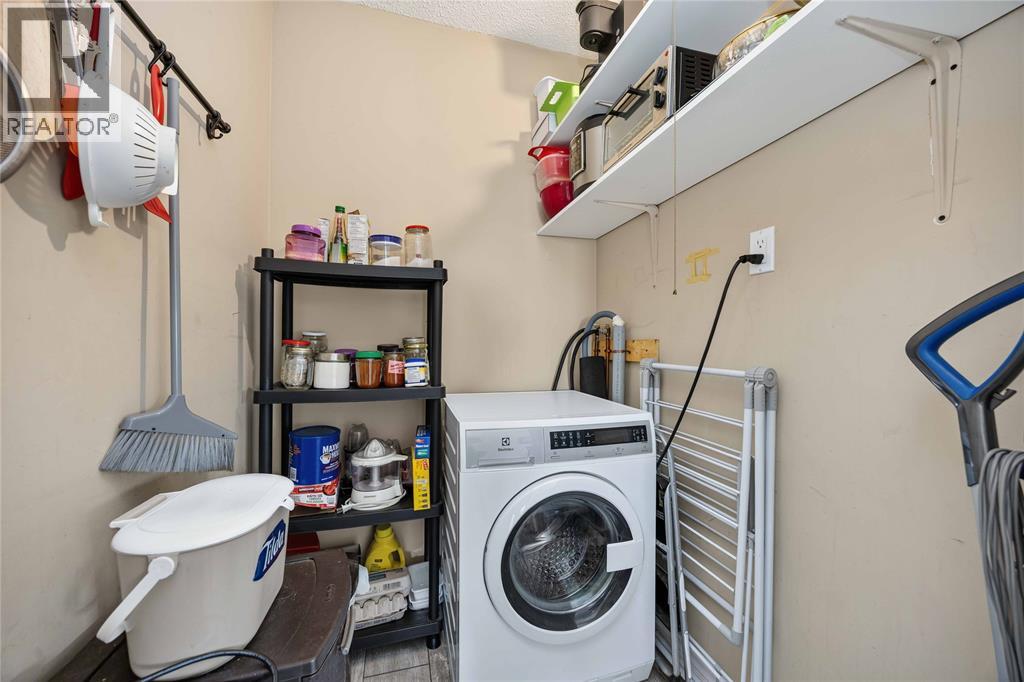 105 Front Street Unit# 301, Sarnia, Ontario  N7T 7B7 - Photo 20 - 26015439