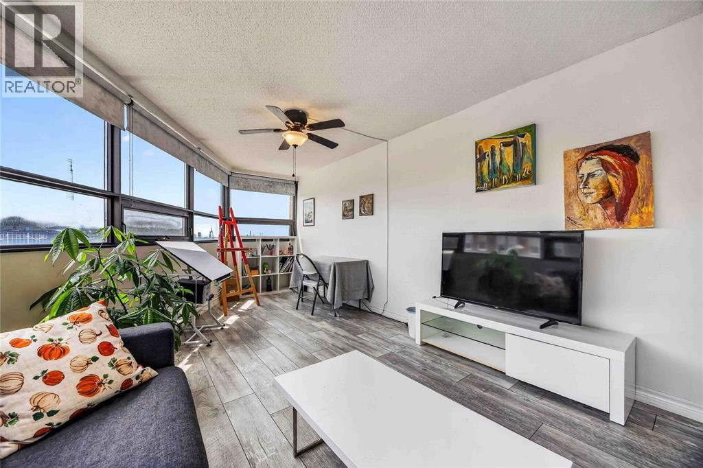 105 Front Street Unit# 301, Sarnia, Ontario  N7T 7B7 - Photo 13 - 26015439
