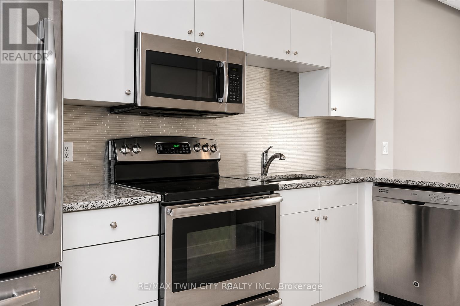 409 - 1 Victoria Street S, Kitchener, Ontario  N2G 1G1 - Photo 6 - X13504806