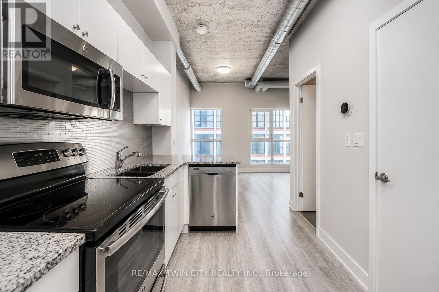 409 - 1 Victoria Street S, Kitchener, Ontario  N2G 1G1 - Photo 9 - X13504806