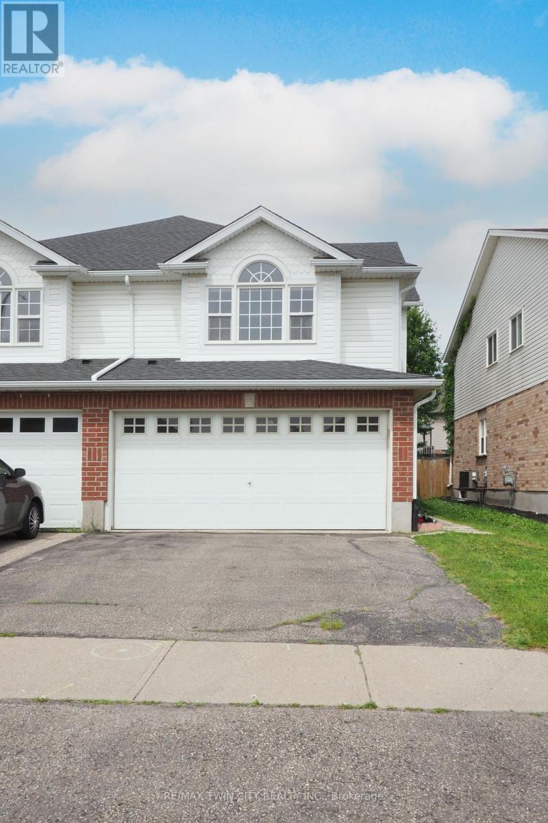 14 Donnenwerth Drive, Waterloo, Ontario  N2E 3X2 - Photo 2 - X13504832