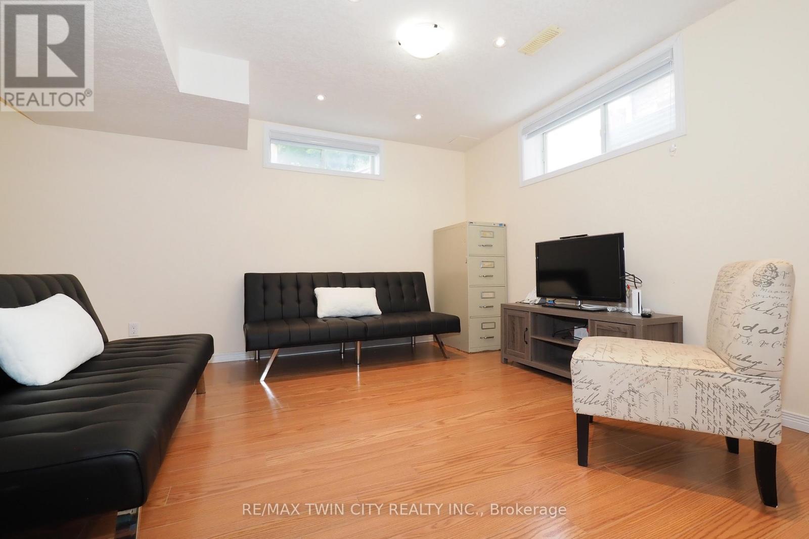 14 Donnenwerth Drive, Waterloo, Ontario  N2E 3X2 - Photo 39 - X13504832