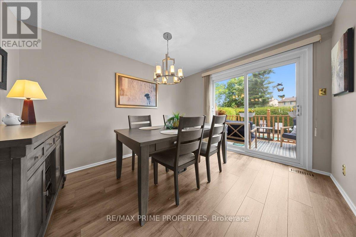 1085 Chateau Crescent, Ottawa, Ontario  K1C 2C9 - Photo 12 - X13504902