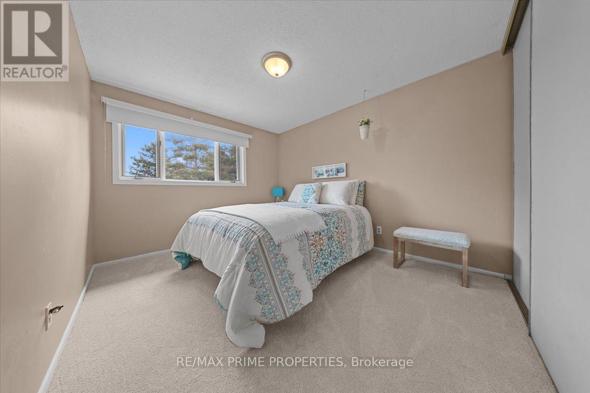 1085 Chateau Crescent, Ottawa, Ontario  K1C 2C9 - Photo 27 - X13504902