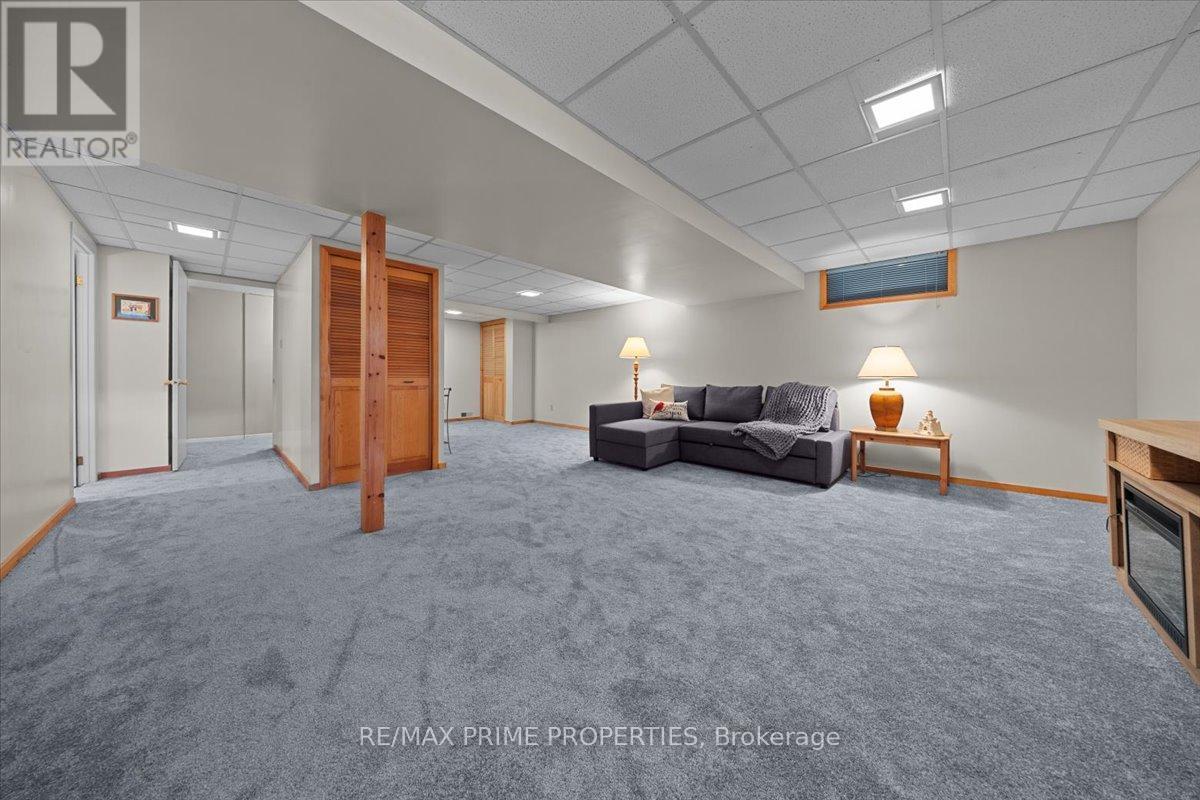 1085 Chateau Crescent, Ottawa, Ontario  K1C 2C9 - Photo 31 - X13504902