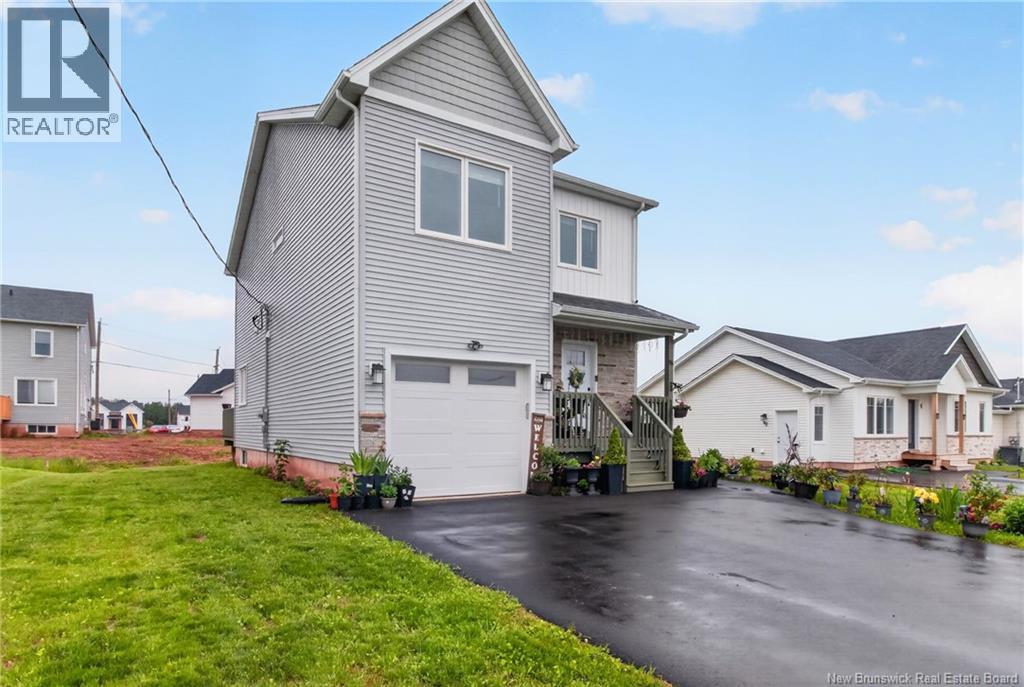 88 Macintosh Boulevard, Moncton, New Brunswick  E1K 0A1 - Photo 3 - NB142637