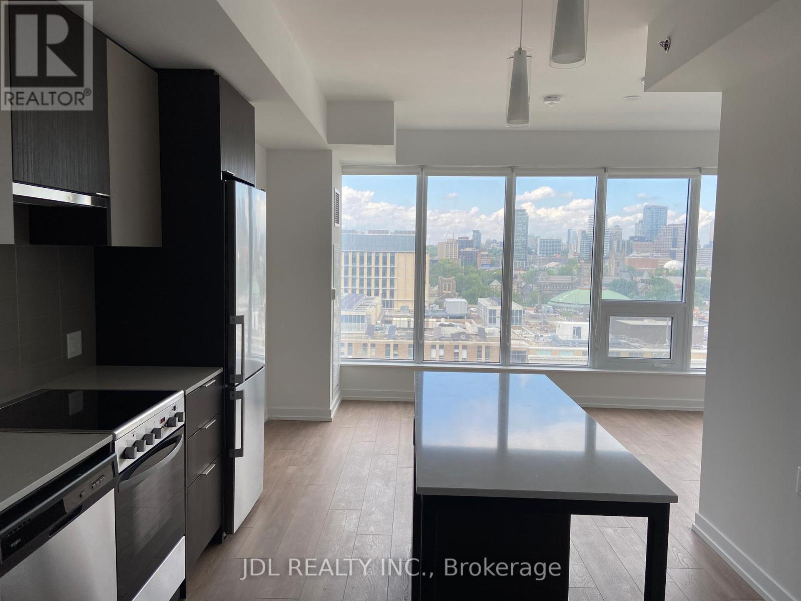 1306 - 203 COLLEGE STREET, Toronto, Ontario