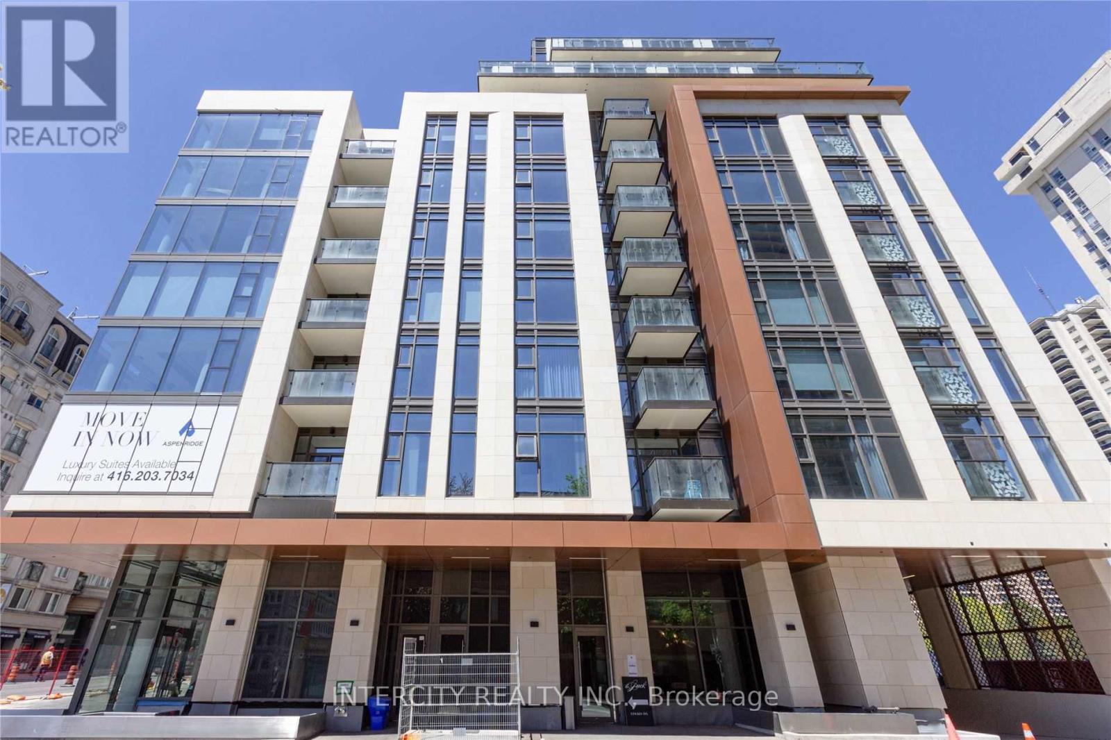 707 - 6 JACKES AVENUE, Toronto, Ontario