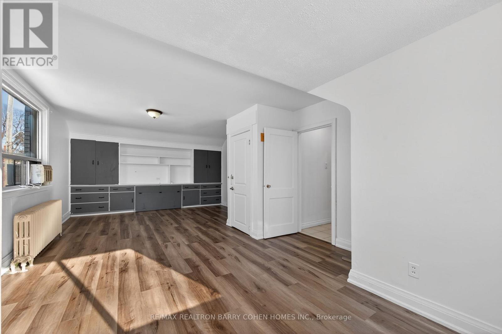 Upper - 17 Southbourne Avenue, Toronto, Ontario  M3H 1A2 - Photo 4 - C13504922