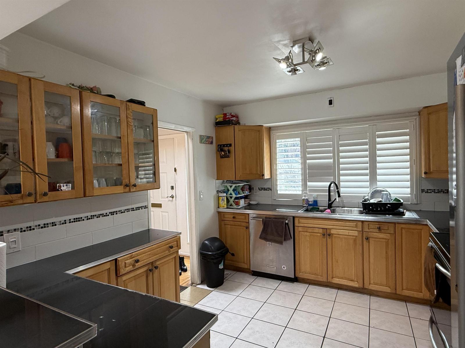 13833 114 Avenue, Surrey, British Columbia  V3R 2L8 - Photo 6 - R3097164