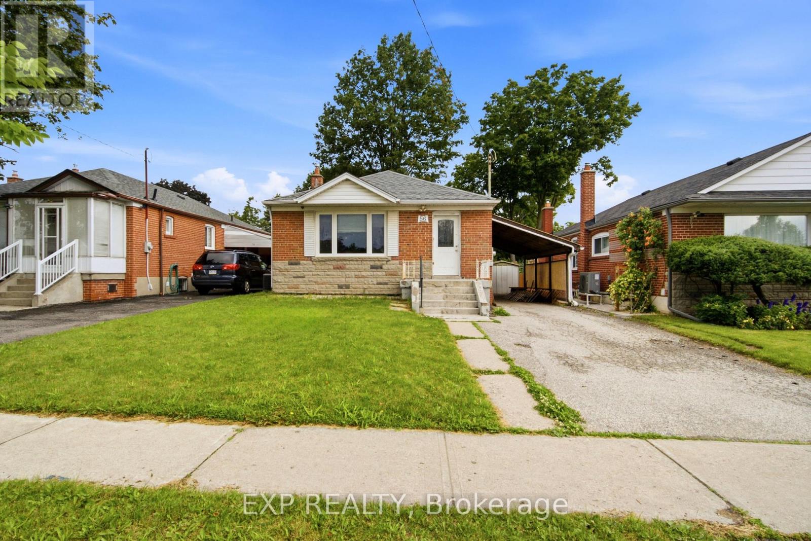 <div class="slider-price">$699,999</div><p>56 Exford Drive, Toronto, Ontario</p>