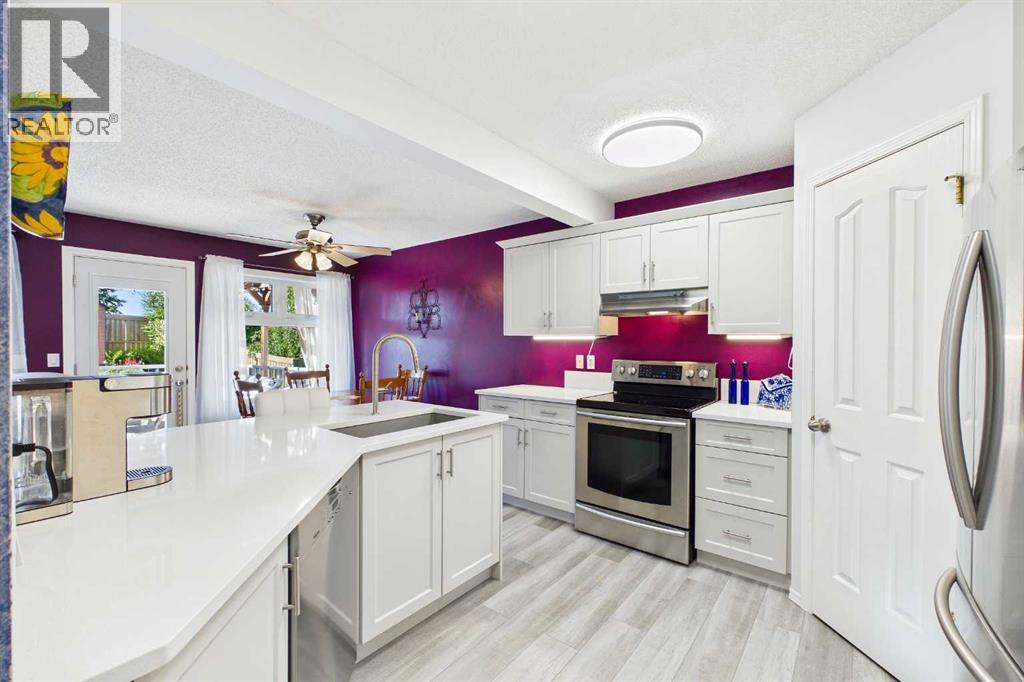 225 Bridlewood Court SW, Calgary, Alberta  T2Y 3Z2 - Photo 12 - A2323883