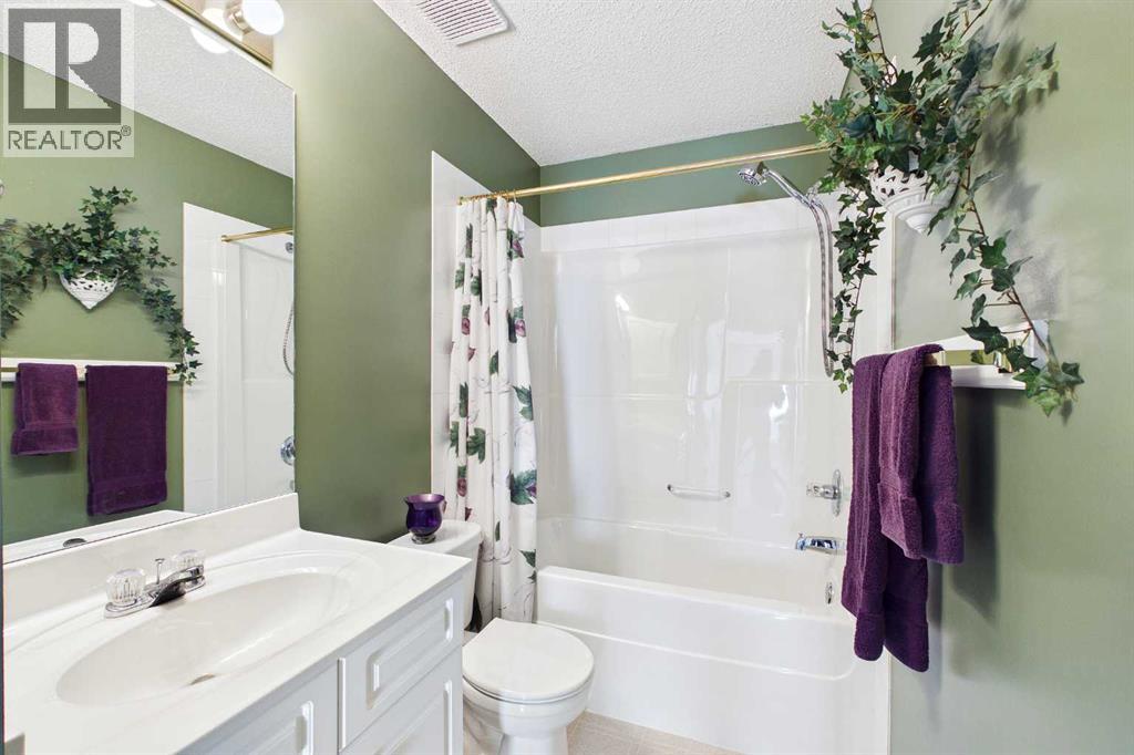 225 Bridlewood Court SW, Calgary, Alberta  T2Y 3Z2 - Photo 29 - A2323883