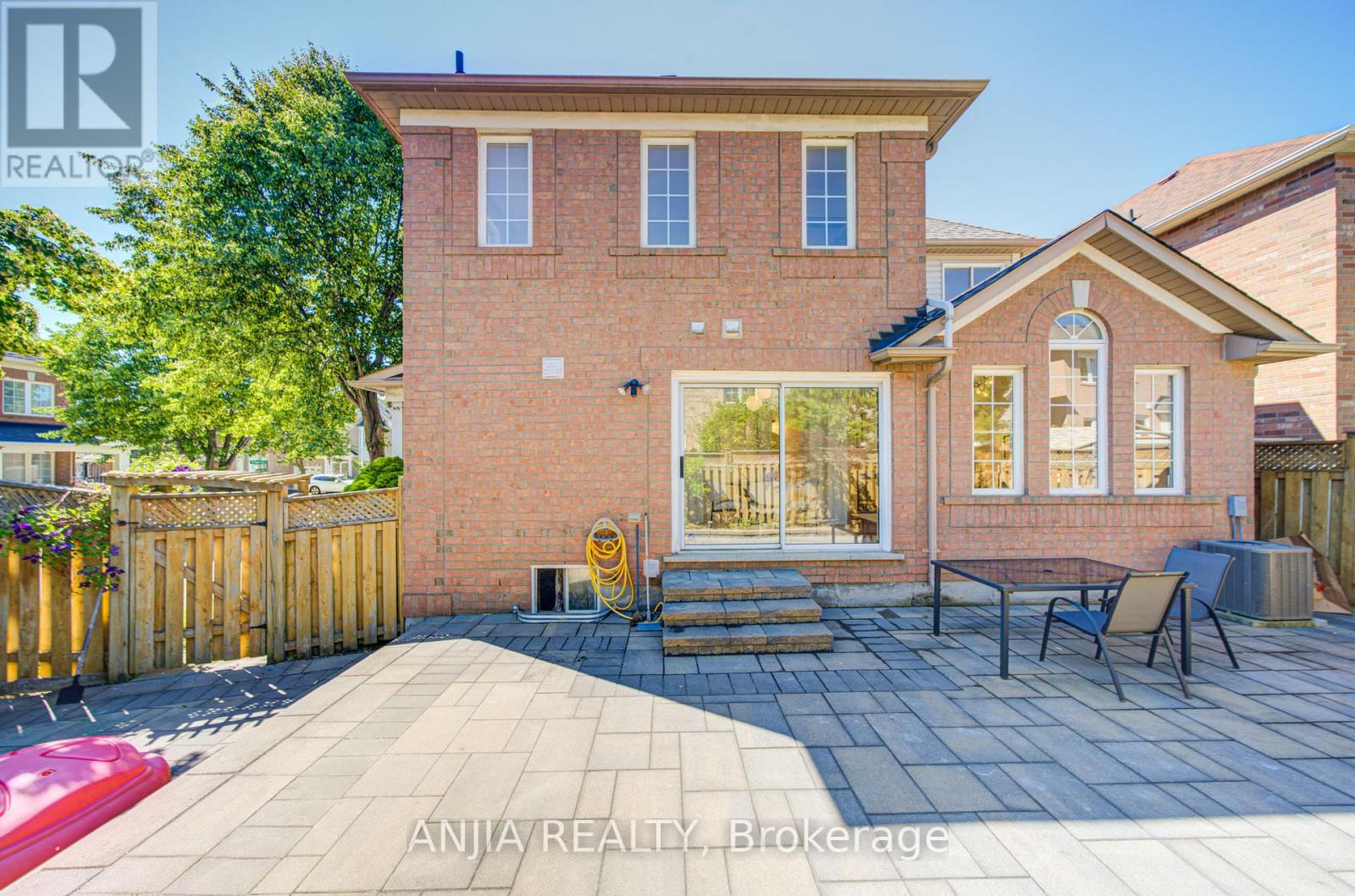 136 Winston Castle Drive, Markham, Ontario  L6C 2N4 - Photo 48 - N13500060