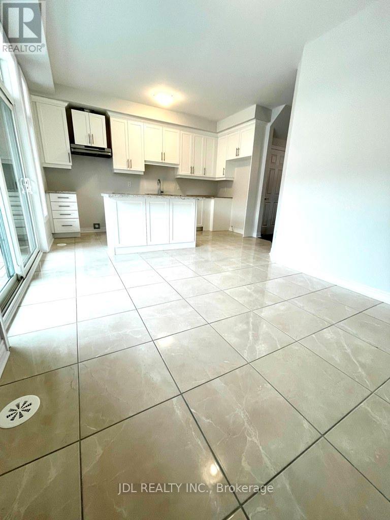 95 Grand Trunk Avenue, Vaughan, Ontario  L6A 5B3 - Photo 5 - N13504876