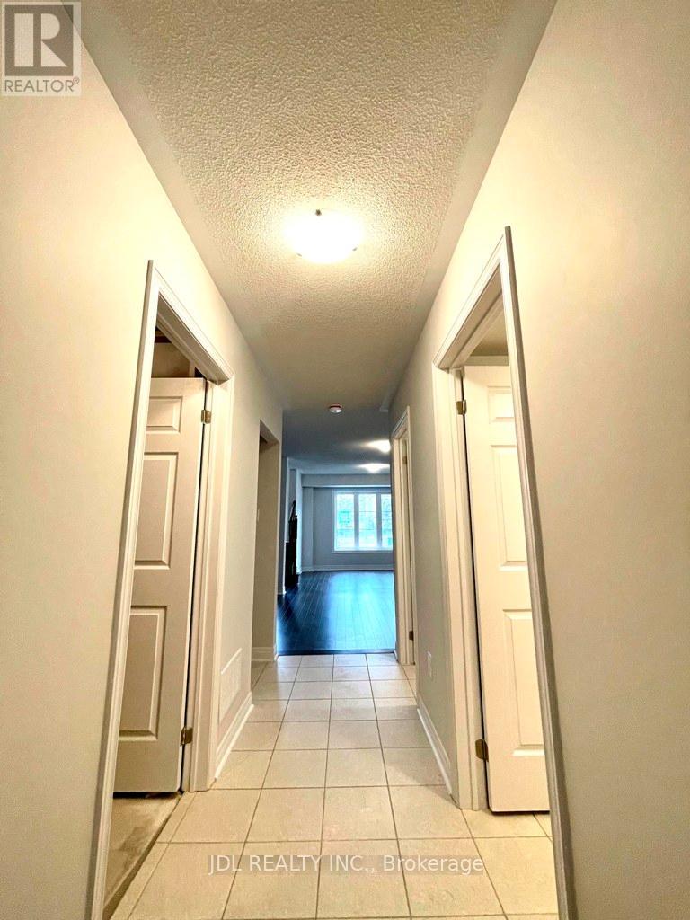 95 Grand Trunk Avenue, Vaughan, Ontario  L6A 5B3 - Photo 8 - N13504876