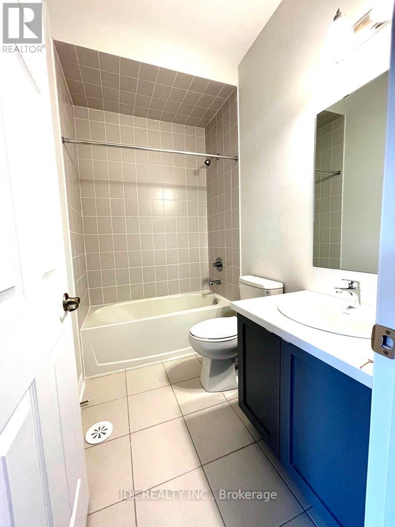 95 Grand Trunk Avenue, Vaughan, Ontario  L6A 5B3 - Photo 9 - N13504876