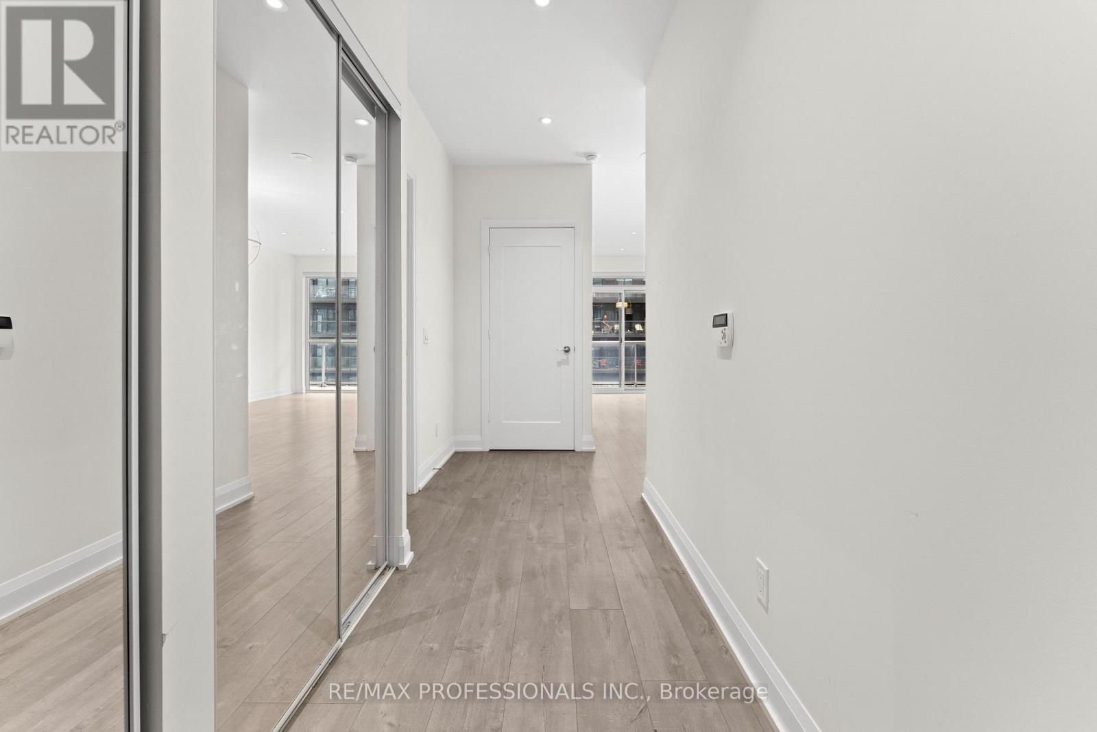 1209 - 110 Marine Parade Drive, Toronto, Ontario  M8V 0A3 - Photo 4 - W13504916
