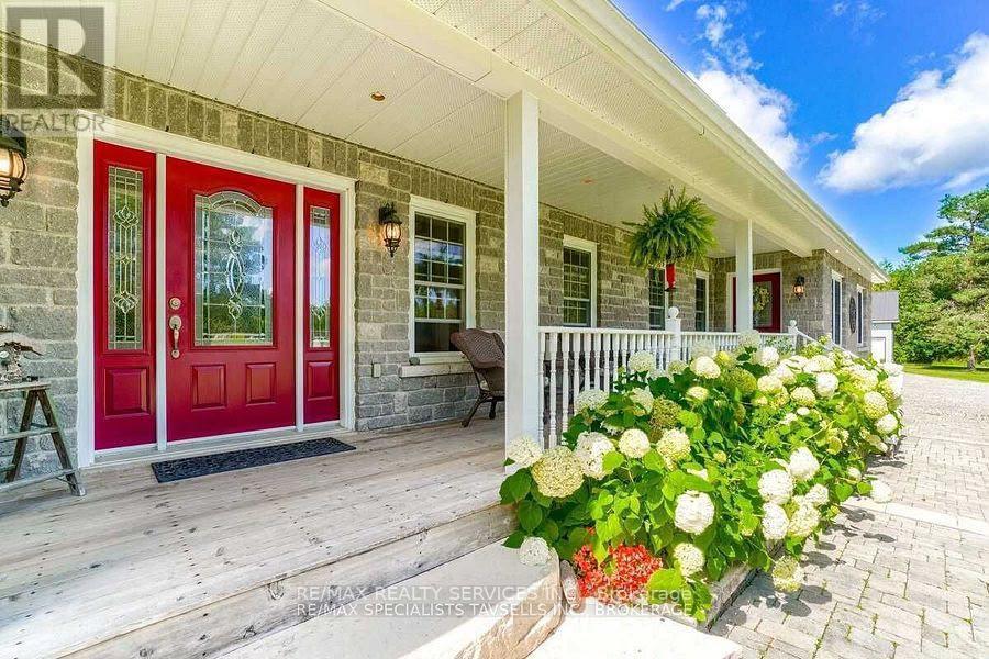 20040 Kennedy Road, Caledon, Ontario  L7K 1Y3 - Photo 5 - W13434936